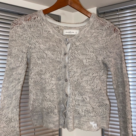 Dainty Grey Short Cardigan - Picture 2 of 7